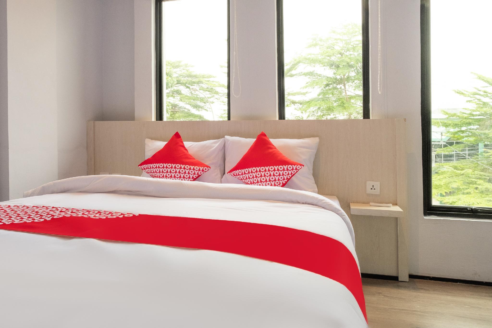 Super Oyo 3150 Theodore Homestay Medan Esterno foto